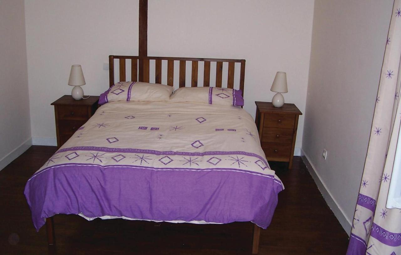 Lovely Home In Chateauneuf Du Faou With Wifi Saint-Thois Eksteriør bilde